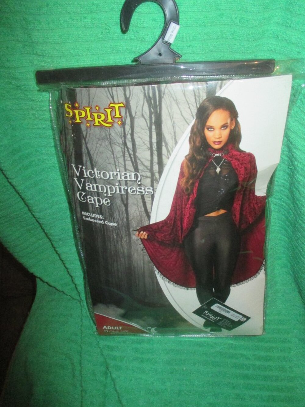 Spirit Cape Womens One Size Red Velvet Lace Gothic Vampire Cloak Halloween NEW